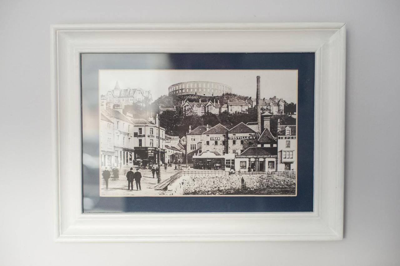The Distillers Den Oban Exterior photo